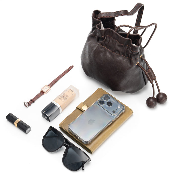 Drawstring Bucket Bag Horsehide Leather Shoulder Bag with Wooden Bead &amp; Magnetic Snap