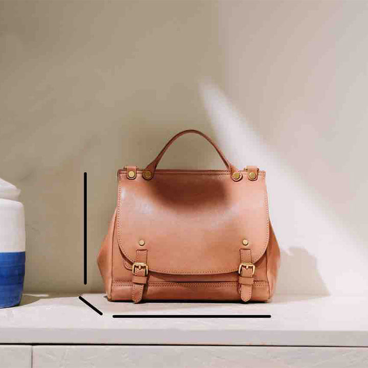 Sac à dos/sacoche bandoulière convertible vintage en cuir pleine fleur tanné végétal
