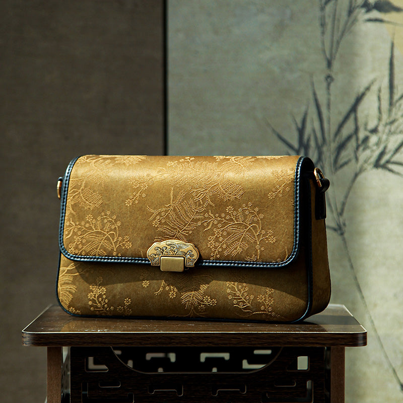 Xiangyunsha Silk Clutch Bag in Gold Chinoiserie with Detachable Strap