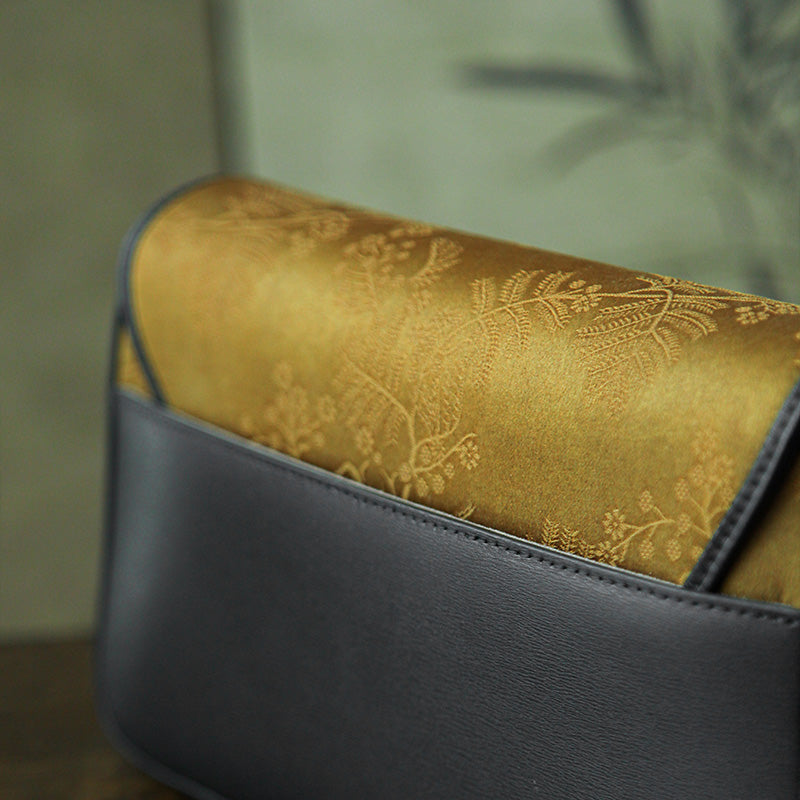 Xiangyunsha Silk Clutch Bag in Gold Chinoiserie with Detachable Strap