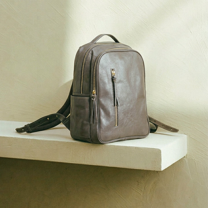Vegetable-Tanned Leather Backpack Classic Laptop Daypack for Men &amp; Women