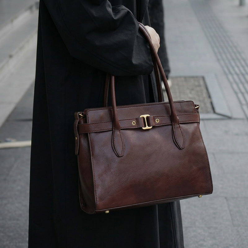 Sac bandoulière classique en cuir de vachette pour femme, idéal pour les affaires