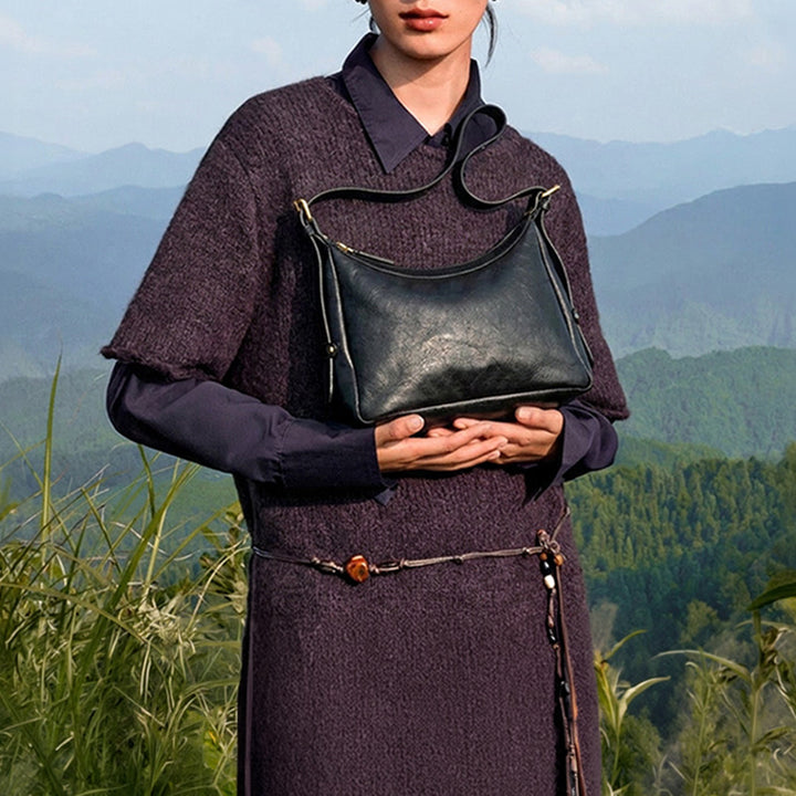 Vegetable Tanned Leather Hobo Bag Zip Crescent Shoulder Crossbody Bag for Women