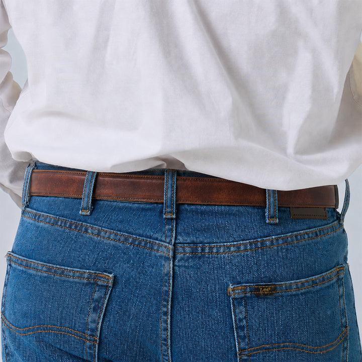 Belt in Brown Leather with Star Cutout Round Buckle