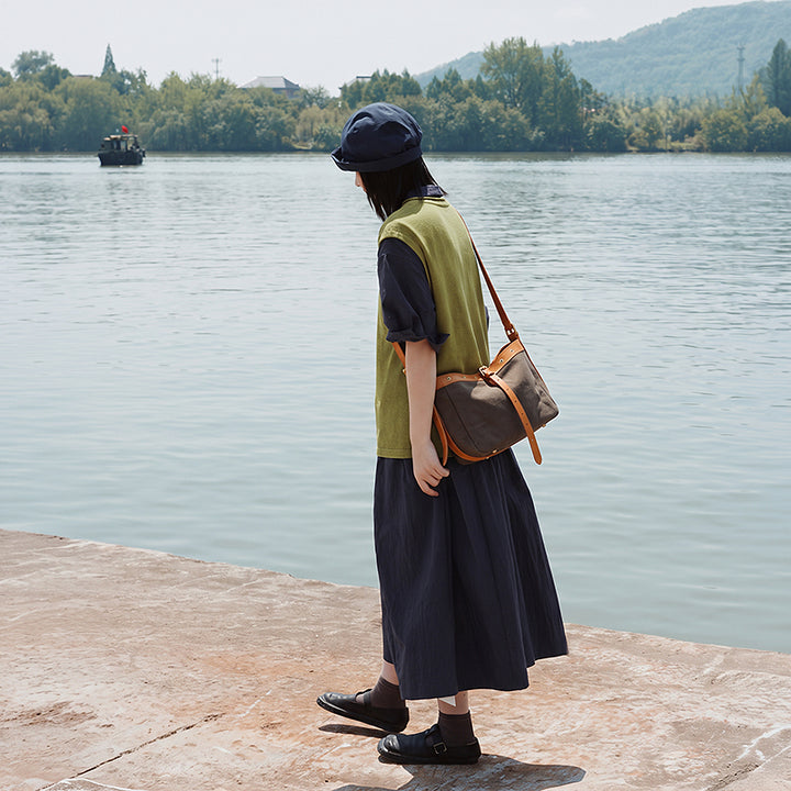 Canvas &amp; Leather Messenger Bag with Buckle Strap for Daily Carry