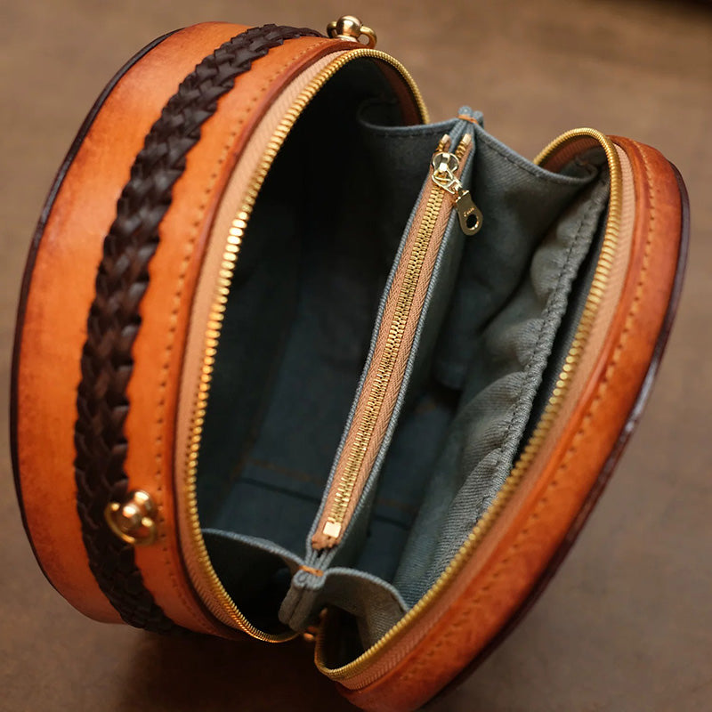 Round Crossbody Bag Vegetable Tanned Leather Hand-Tooled Cat Small Zip Purse