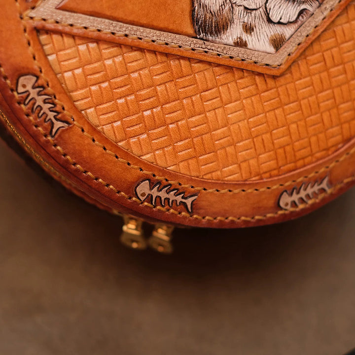 Round Crossbody Bag Vegetable Tanned Leather Hand-Tooled Cat Small Zip Purse
