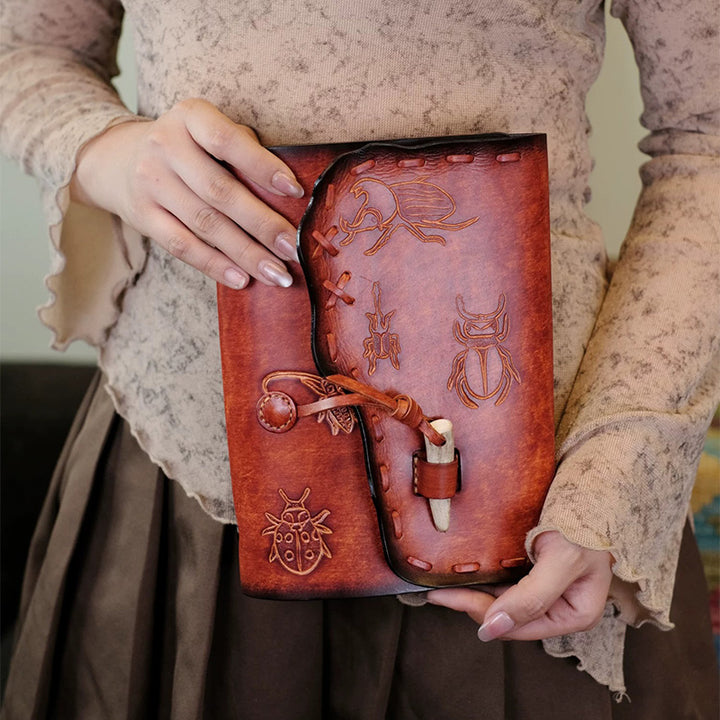 Refillable Journal in Vegetable-Tanned Leather with Beetle Motifs and A5 Ring Binder