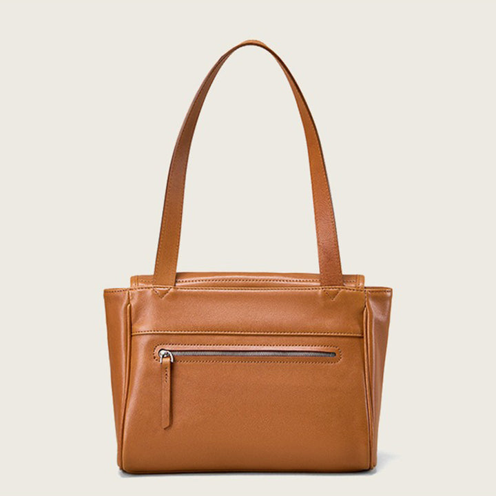 Vegetable Tanned Leather Shoulder Bag with Classic Flap