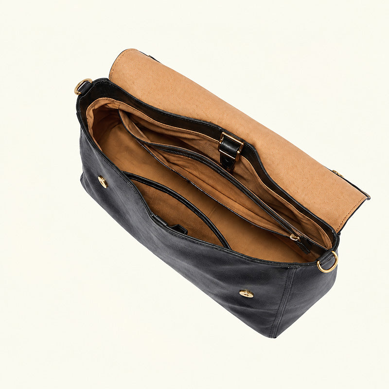Vegetable Tanned Leather Convertible Backpack with Vintage Flap Design
