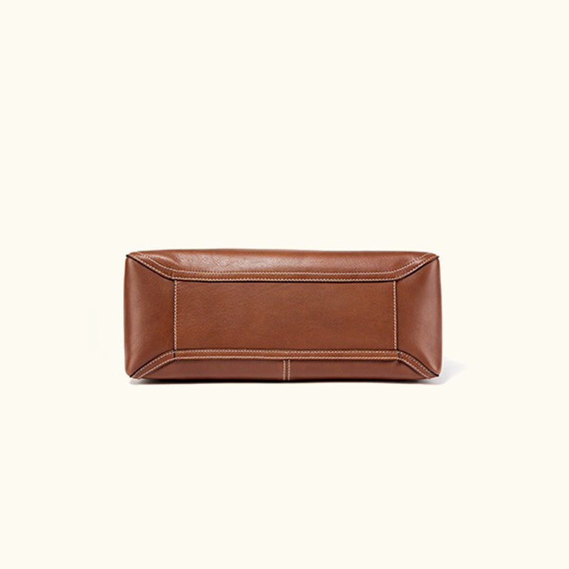 Vegetable Tanned Leather Convertible Backpack with Vintage Flap Design