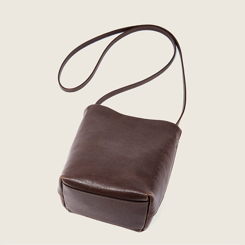 Small Leather Crossbody Bag with Minimalist Design and Adjustable Strap