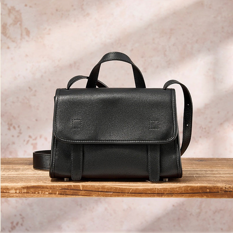 Vintage Leather Crossbody Satchel with Classic Flap Design