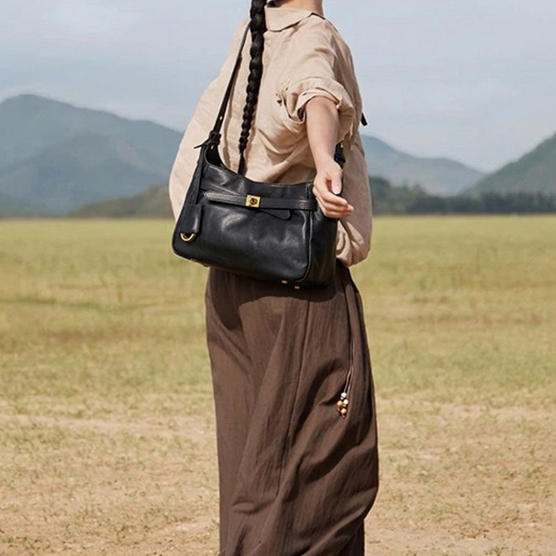 Hobo Shoulder Bag in Vegetable-Tanned Leather with Vintage Brass Turn-Lock