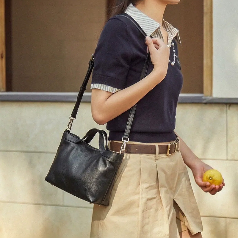 Dwarves Top Handle Tote with Zip Divider in Vegetable-Tanned Leather