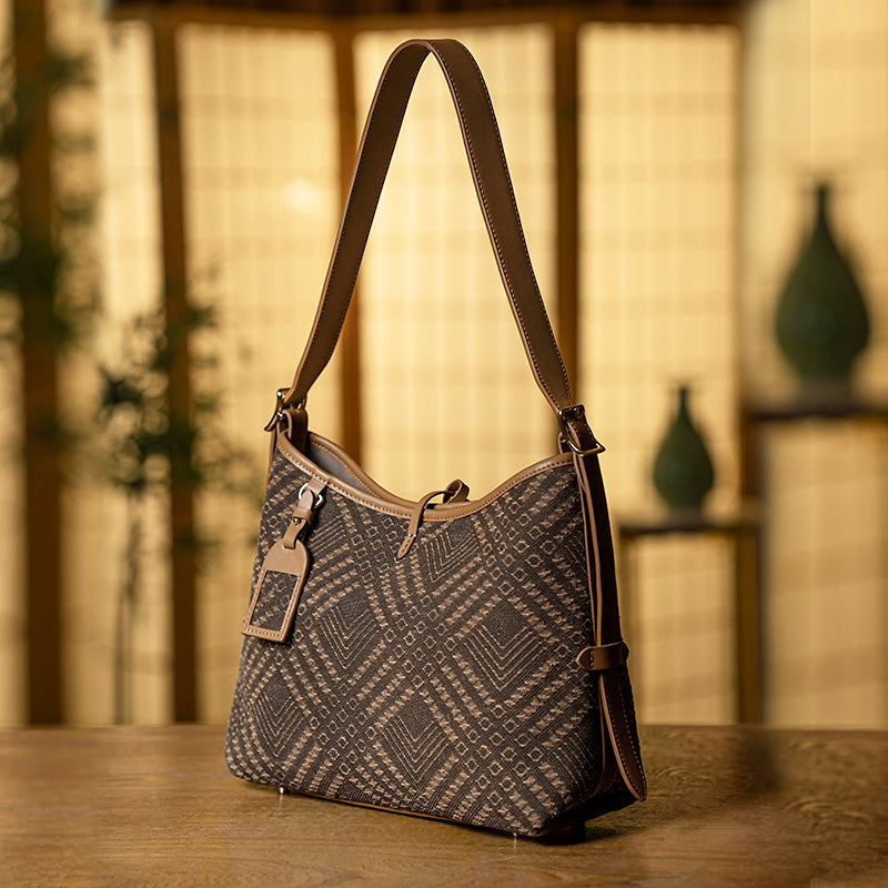 Mulberry Silk Hobo Bag Chinese Xiangyunsha Leather Shoulder Crossbody Bag for Women