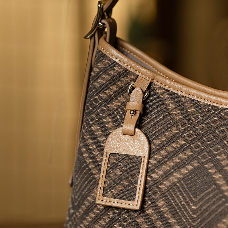 Mulberry Silk Hobo Bag Chinese Xiangyunsha Leather Shoulder Crossbody Bag for Women