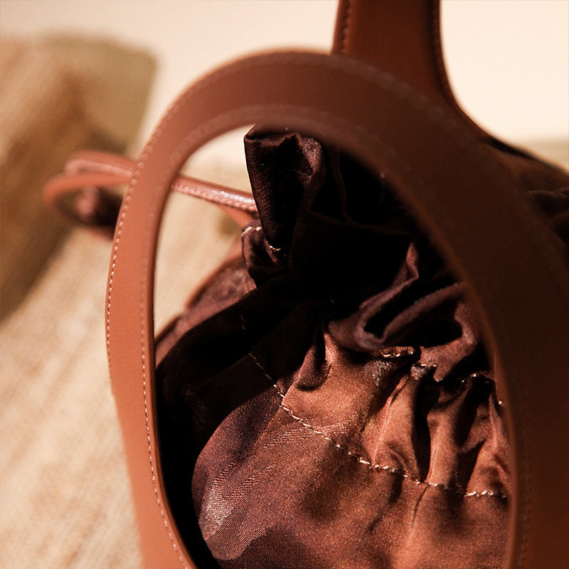 Xiangyunsha Silk Drawstring Bucket Bag Mulberry Silk &amp; Leather Handbag for Women