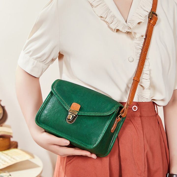 d1110b-1 Accessories Green 