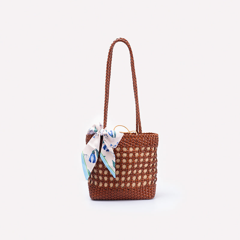 Woven Leather Bucket Bag for Women Handmade Cowhide Drawstring Shoulder Bag