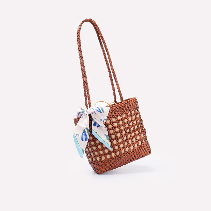 Woven Leather Bucket Bag for Women Handmade Cowhide Drawstring Shoulder Bag